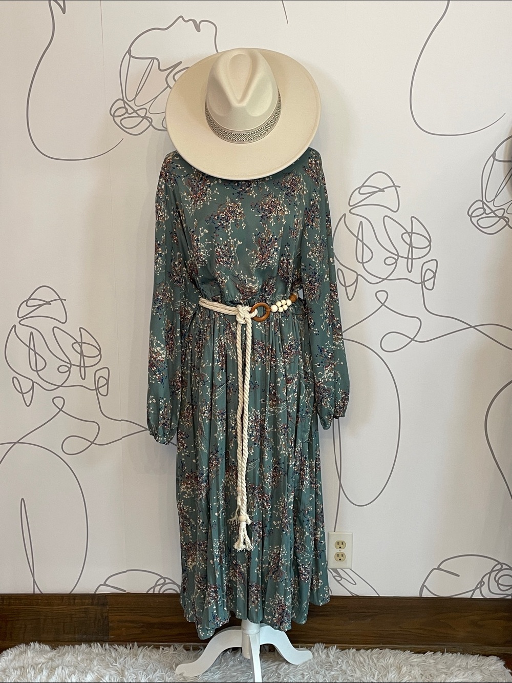 Hayden-Teal Floral Long Sleeve Maxi Dress with Elastic Waist size 2X - Picture 1 of 10